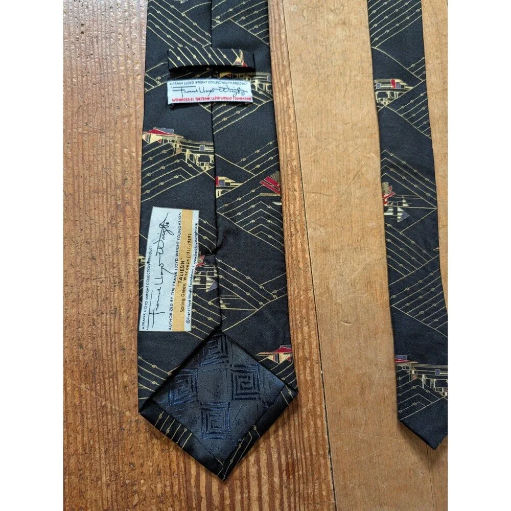 Frank Lloyd Wright Men’s Tie Geometric Art Collection Architect Hand Made Silk